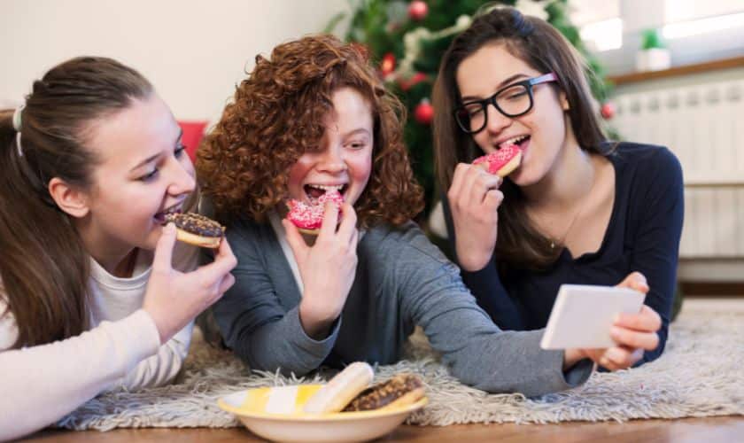 Featured image for “Cheers to Clear Aligners: Invisalign Teen Tips for the New Year”