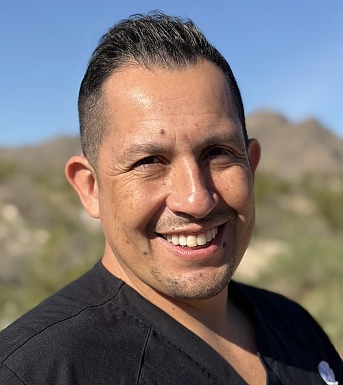 Tony (Smile Lab Expert)